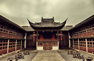 中國(guó)古代建筑對(duì)稱美的由來(lái)